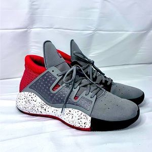 Mens Adidas Pro Vision Men Basketball
Grey Three Collegiate Burgundy
G27754 Sz10